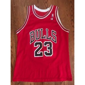 VTG Michael Jordan Bulls #23 champion jersey 44 48